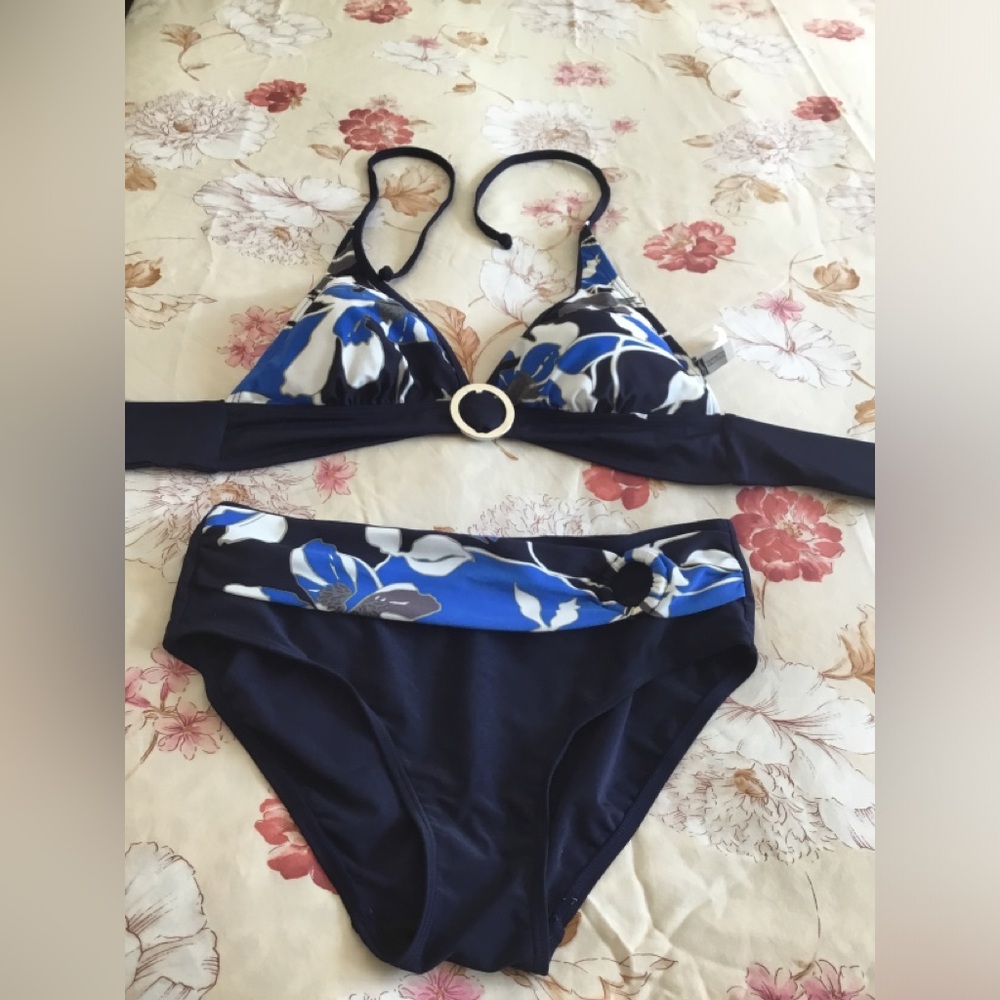 2piece bathing suit